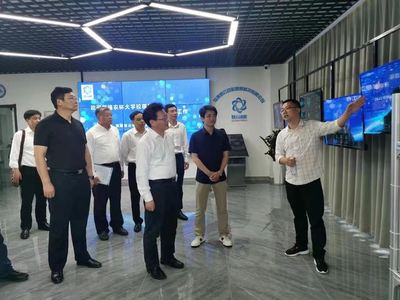 校党委书记王建南一行参加南平市“才聚武夷”人才峰会暨开展访企拓岗促就业活动